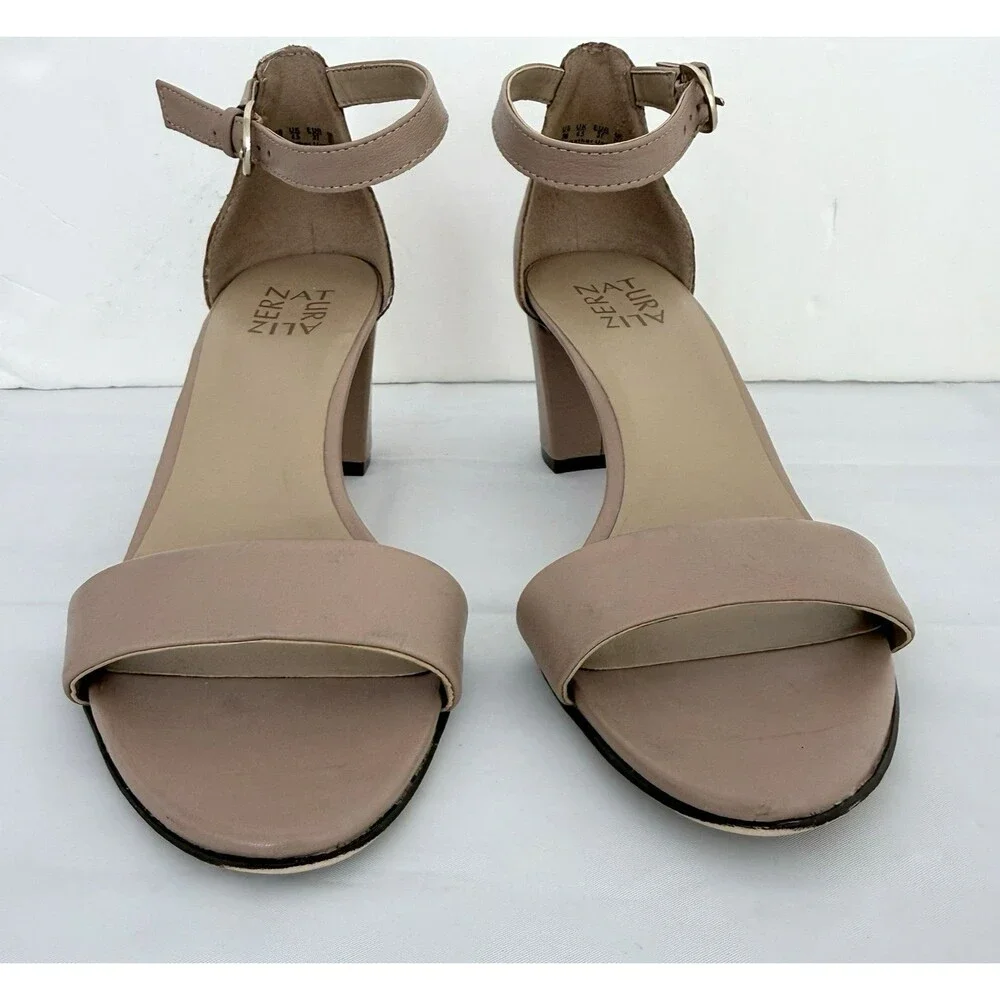 Naturalizer Vera Women's 7 Block Heel Sandels 2.5